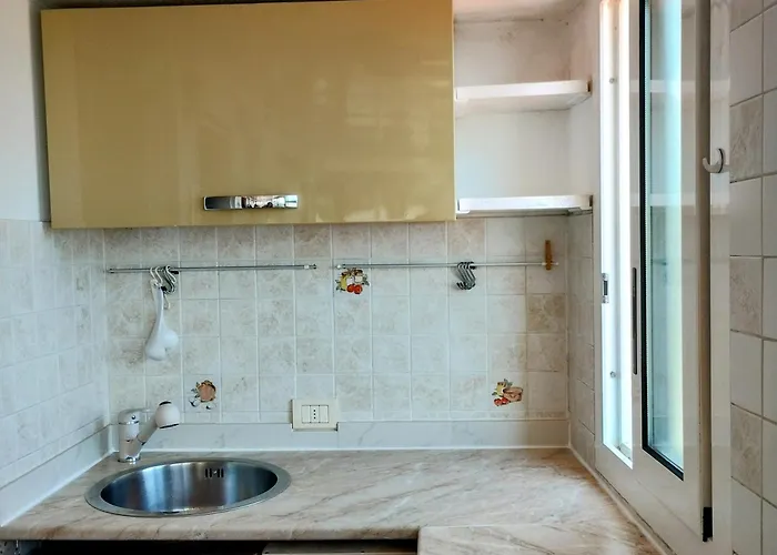 Tatil Evi Athena Camporosso (Liguria)